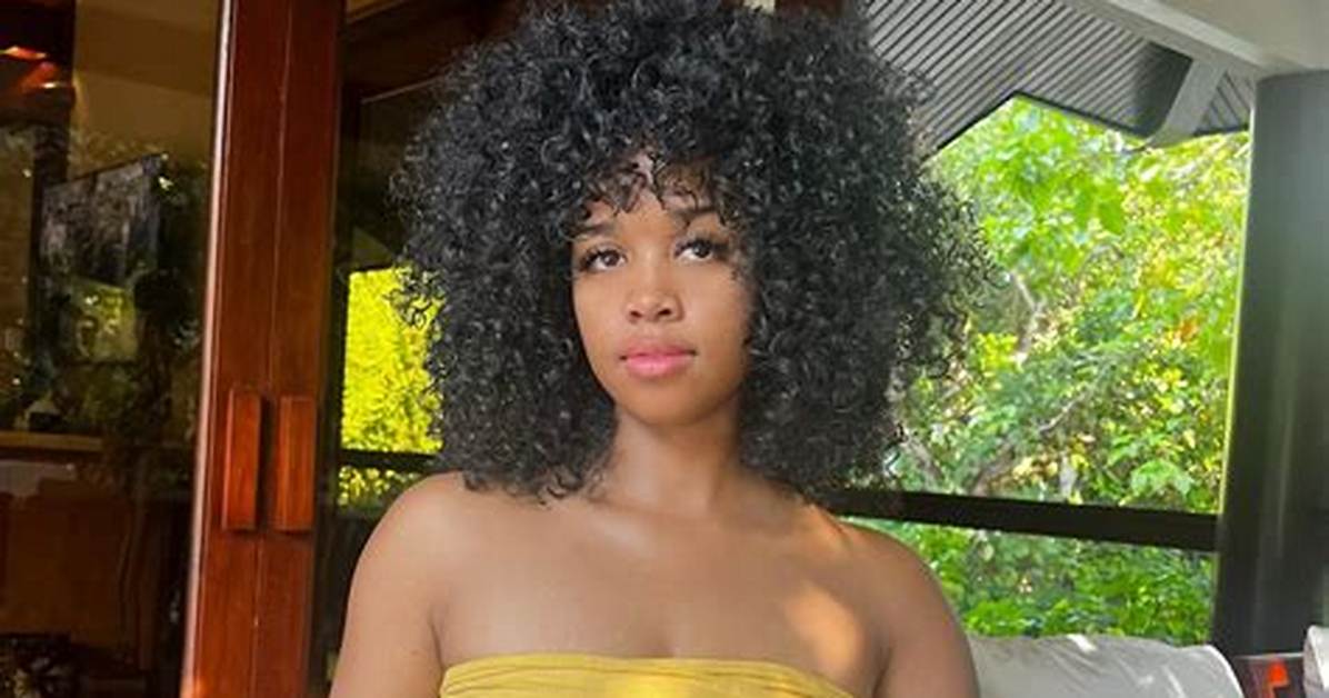 10 Celebs with Natural Hair and 10 Who Actually Wear