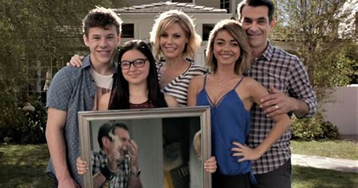 10 Shows Like Modern Family That You Shouldn't Miss