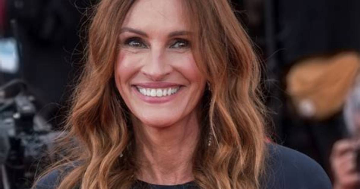12 Things About Julia Roberts That Make Her America S Sweetheart and 12 That Don T Sit Right with Us