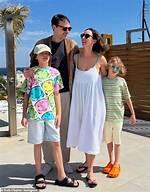 A Guide to Eric Clapton's Children: Family Ties and Musical Legacies