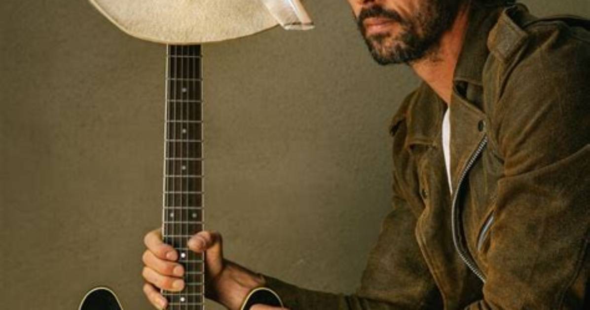 A Sneak Peek into Ryan Bingham S Family Uncovering the Ages of His