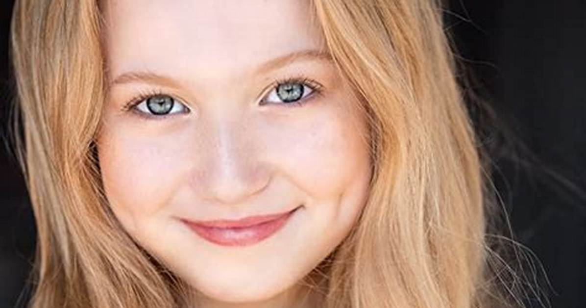 Abigail Zoe Lewis Net