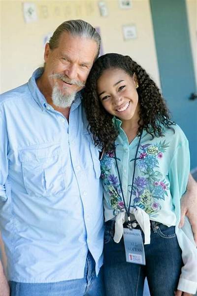 Actress Amandla Stenberg Parents Nationality, Meet Her Mother Karen Brailsford
