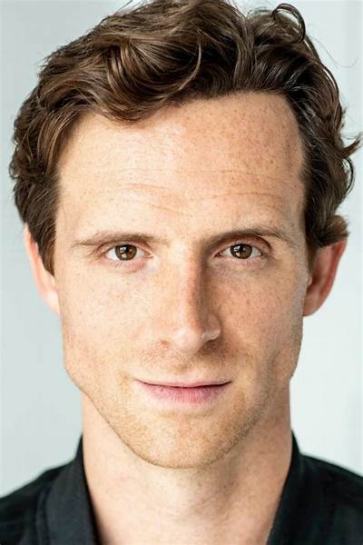 Adam Hurtig | Tg Time