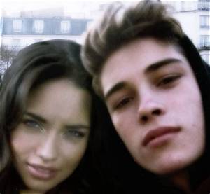 Adriana Lima and Chico Lachowski Relationship: a Deep Dive into Their Love Story