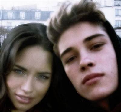 Adriana Lima and Chico Lachowski Relationship: a Deep Dive into Their Love Story