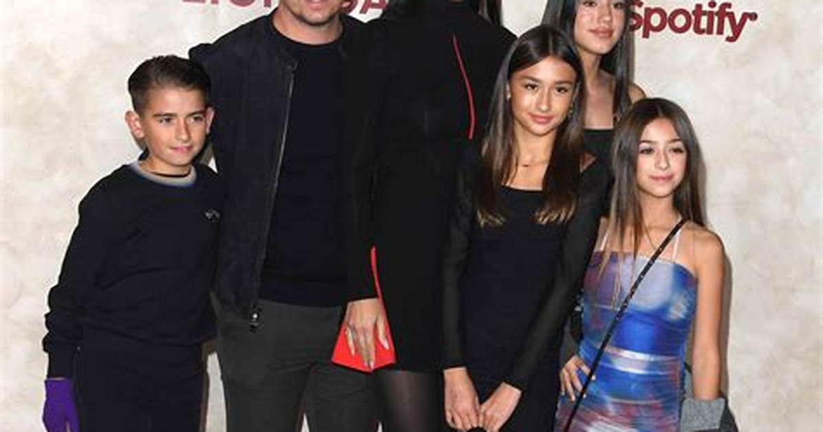 Adriana Lima's Daughters: Meet the Next Generation of Supermodels | Fashion Icon