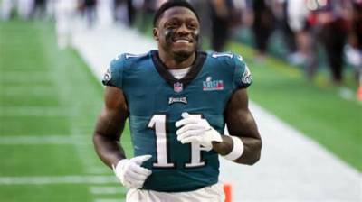 Aj Brown Family: a Comprehensive Look into Their Lives and Legacy
