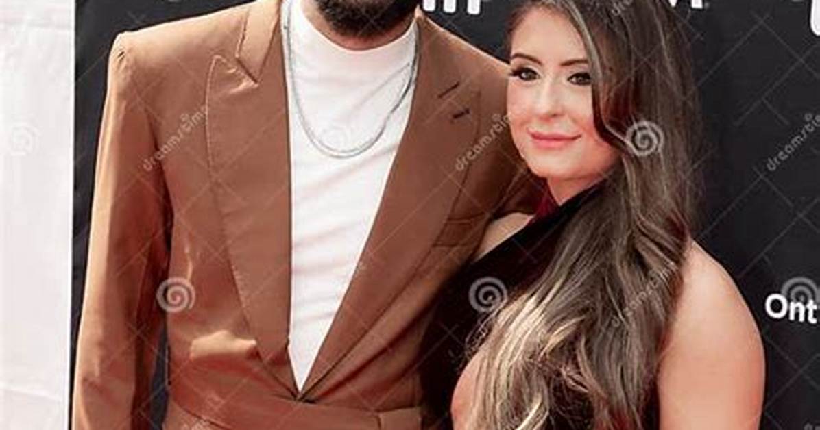 Akim Aliu Wife Is He Married Parents Salary Is He a John Doe in Chicago