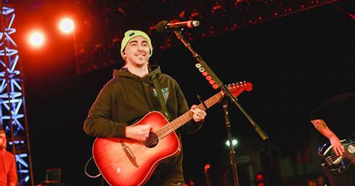 Alex Gaskarth Net Worth