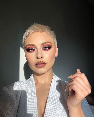 Alexandra Anele