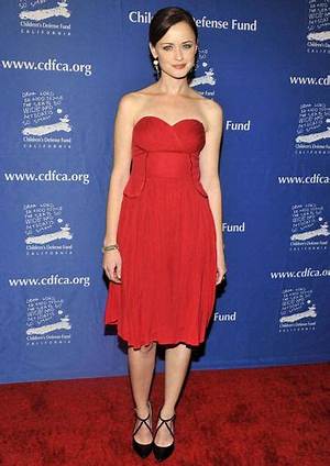 Alexis Bledel Height & Weight: Unveiling the Star's Stats