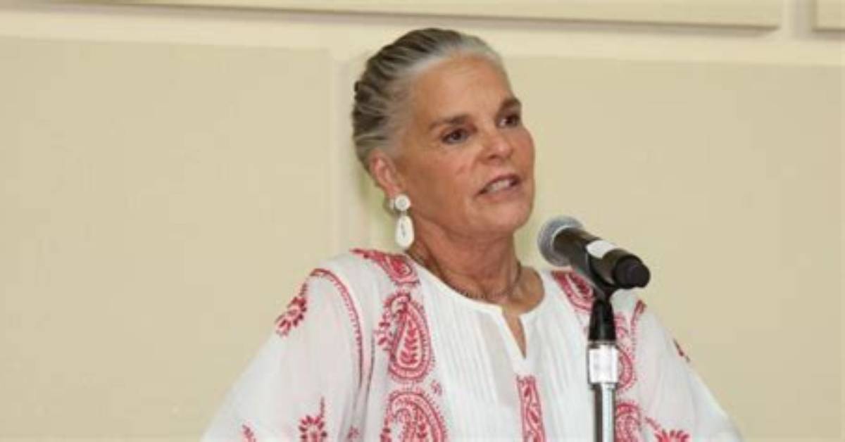 Ali Macgraw Net Worth