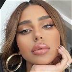 Aline Cohen Height, Weight, Net Worth, Age, Birthday, Wikipedia, Who, Nationality, Biography