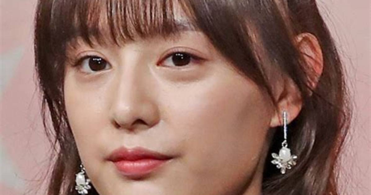 All About Kim Ji Won Family Career And