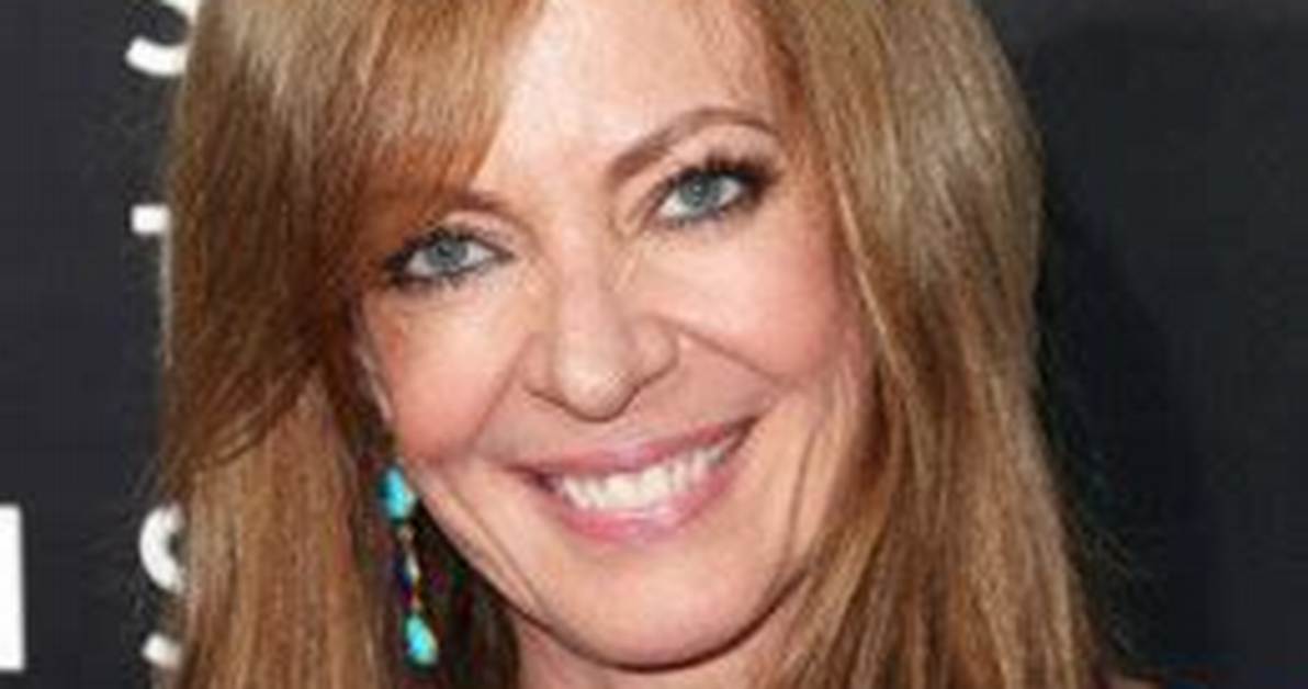 Allison Janney Bio Facts Wiki Net Worth Age Height Family Mom Anna Faris Tall Oscar West Wing Husband Awards