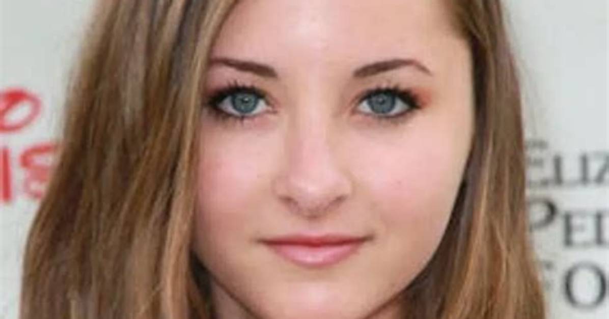 Allyson Ryan Height, Weight, Net Worth, Age, Birthday, Wikipedia, Who, Instagram, Biography