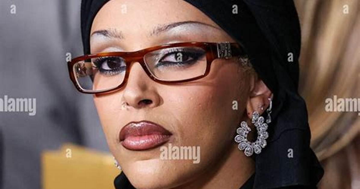 Amala Ratna Zandile Dlamini: the Indian Revolution