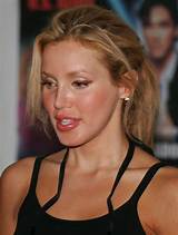 Amanda Swisten Net Worth