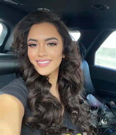 Amber Fields Height, Age, Boyfriend, Biography, Wiki, Net Worth