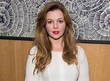 Amber Tamblyn – Biography, Facts & Life Story