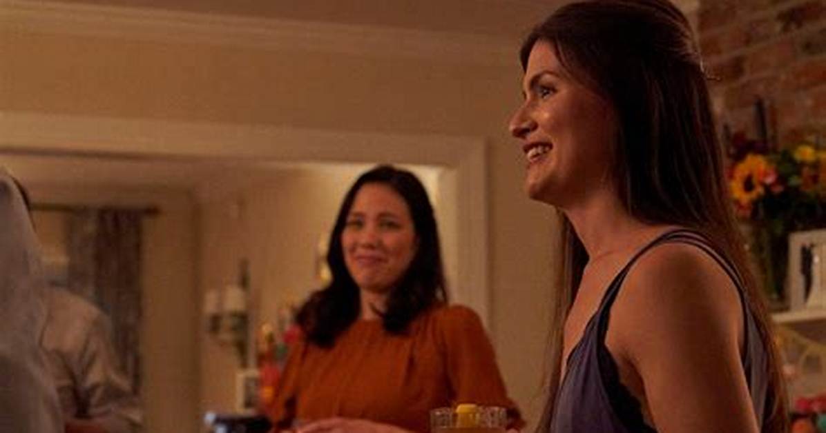 American Actress Michaela Conlin Mother of One Child; Who Is She Married to?
