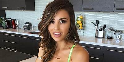 Ana Cheri Net Worth