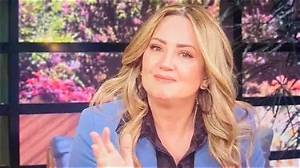 Andrea Legarreta Net Worth: the Financial Journey of a Mexican Icon