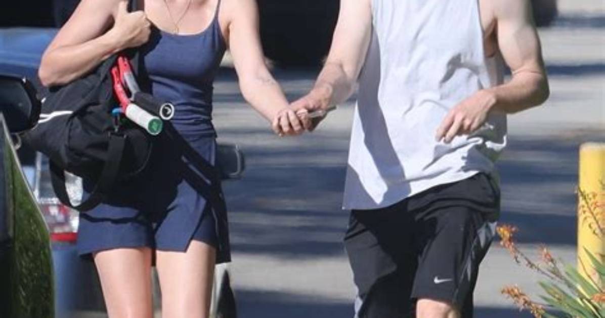 Andrew Garfield Partner