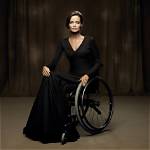 Angelina Jolie Wheelchair | Did Angelina Jolie Lose Her Leg