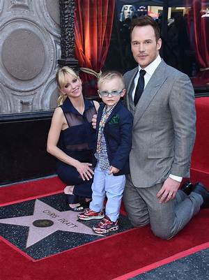 Anna Faris' Son Disability: a Comprehensive Insight into Her Son's Condition