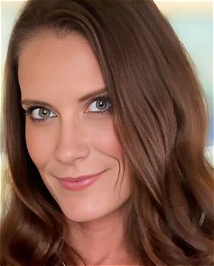 Annabelle Peaches: the Rising Star in the Entertainment World