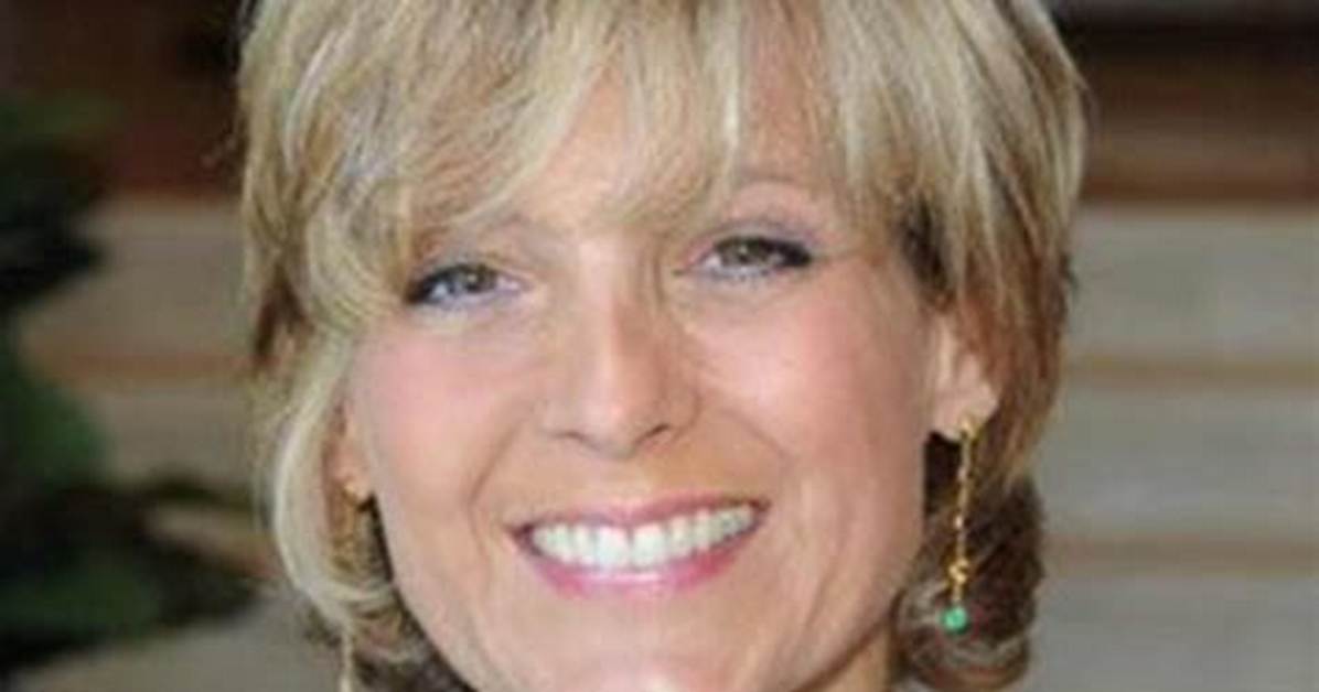 Anne Dewavrin Net Worth, Bio, Early Life, Education, Relationship Status, Career, Endorsements, Net Worth, Scandal, Body Measurements, Social Media