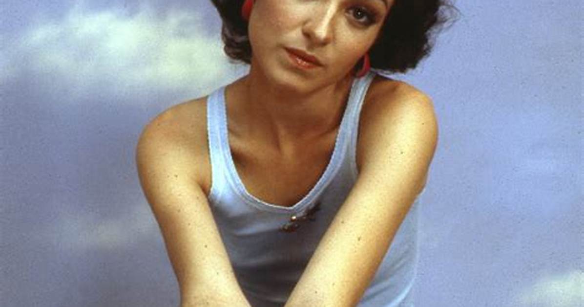 Annie Potts in Her Early Year's: a Story of Talent and Inspiration