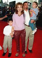 Annie Potts's Journey as a Mother and Its Impact