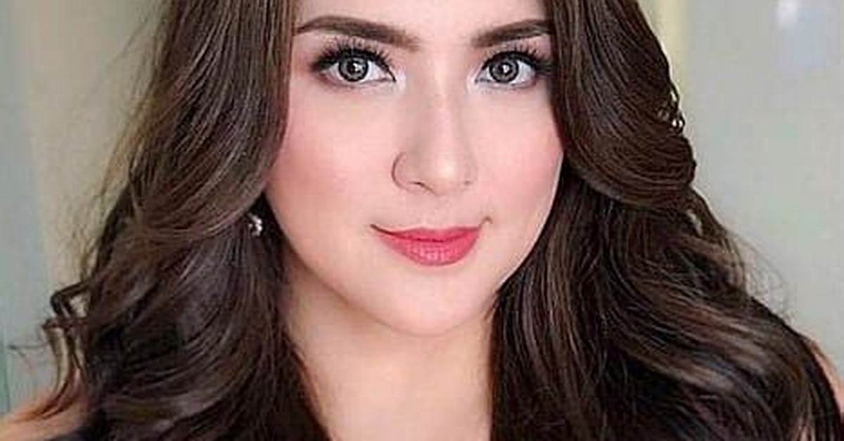 Ara Mina Height, Weight, Net Worth, Age, Birthday, Wikipedia, Who, Instagram, Biography