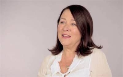 Arabella Weir Height, Weight, Net Worth, Age, Birthday, Wikipedia, Who, Nationality, Biography