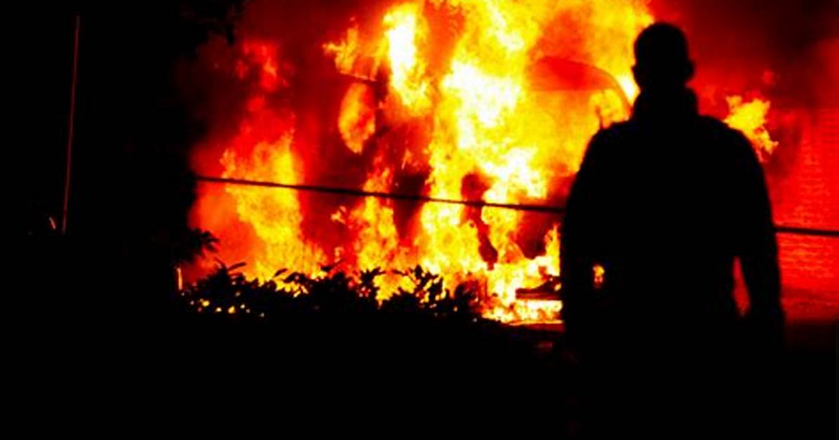 Are All Arsonists Pyromaniacs?