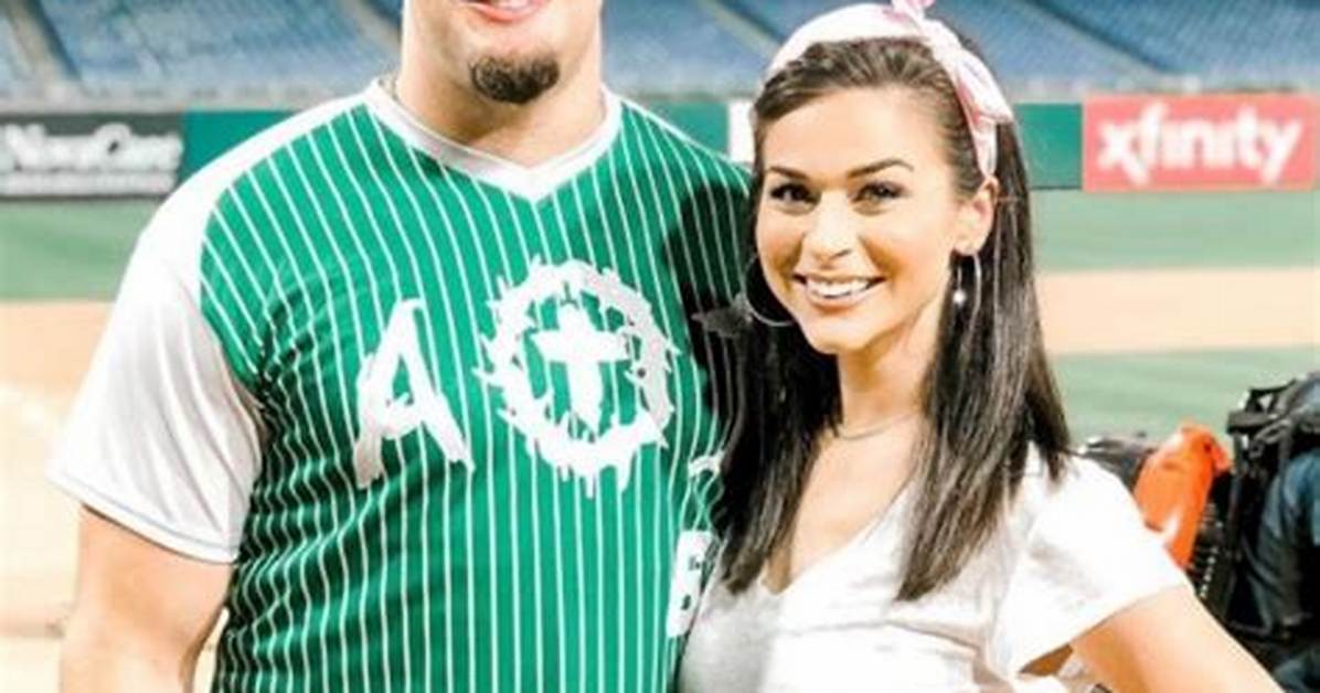 Are Lane Johnson and Wife Chelsea