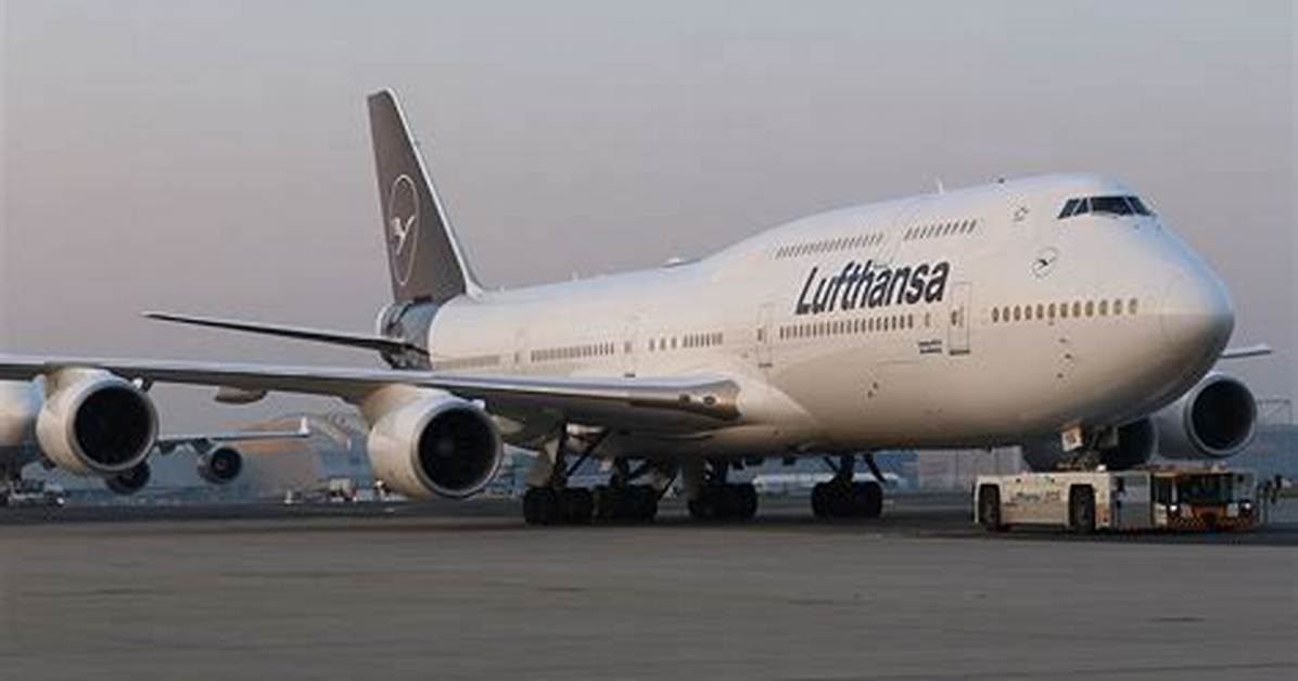 Are There Any 747-200 Still Flying?