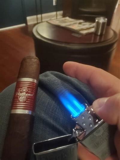 Are Zippos Good for Cigars?