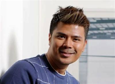 Awal Ashaari Height, Weight, Net Worth, Age, Birthday, Wikipedia, Who, Nationality, Biography
