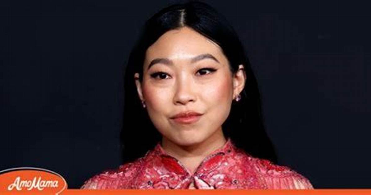 Awkwafina Gay Rumors True or False Partner And