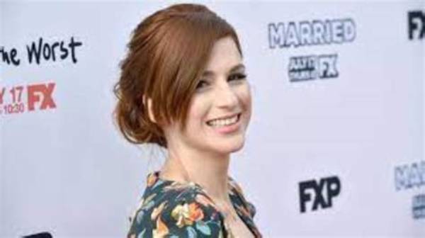 Aya Cash Height, Weight, Net Worth, Age, Birthday, Wikipedia, Who, Nationality, Biography