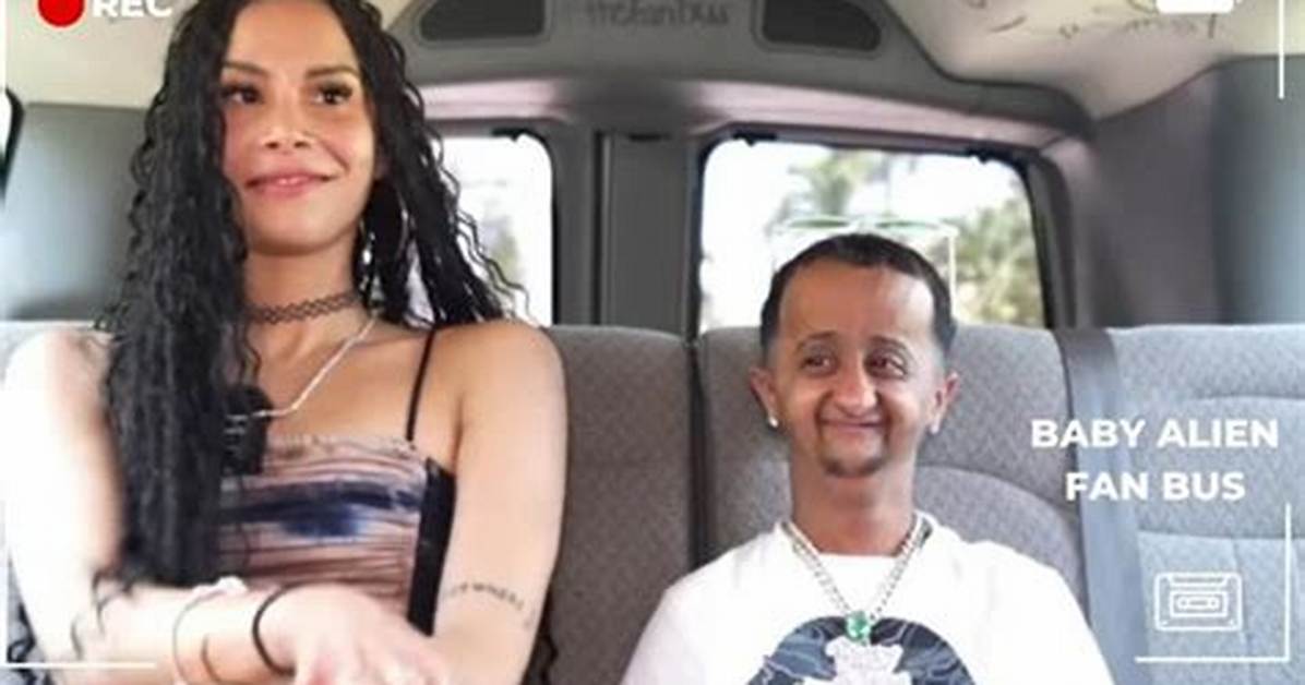 Baby Alien in the Fan Bus: a Fascinating Journey into Unexplained Phenomena