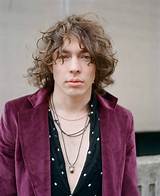Barns Courtney Wiki: a Comprehensive Guide to the Rising Star