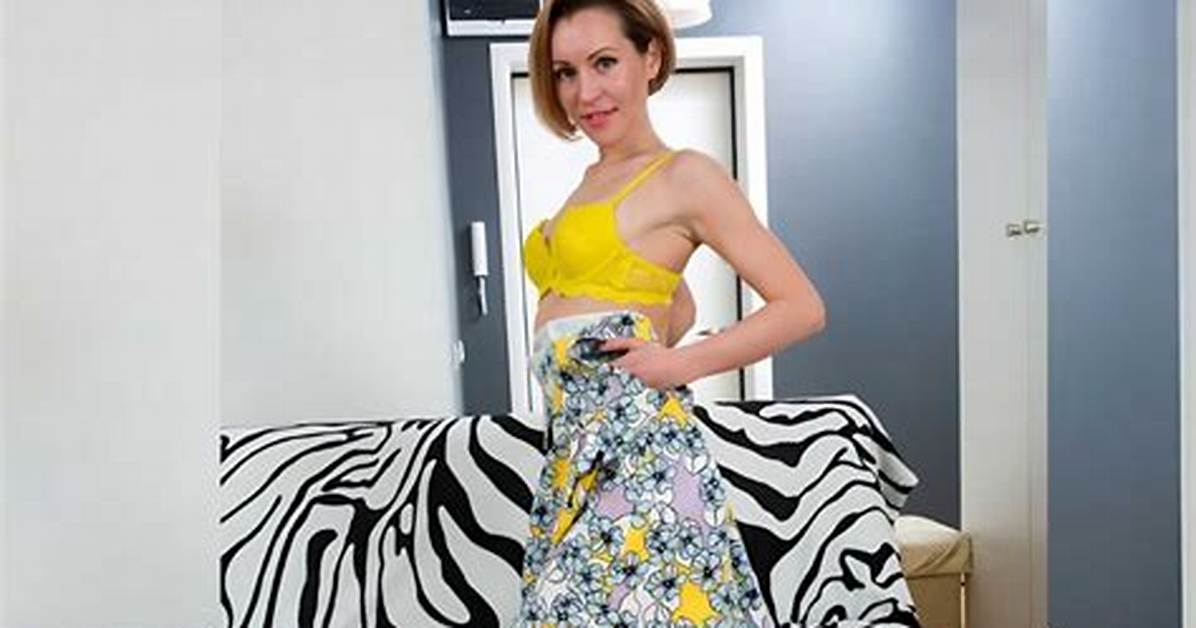 Becky Ives Height Weight Net Worth Age Birthday Wikipedia Who