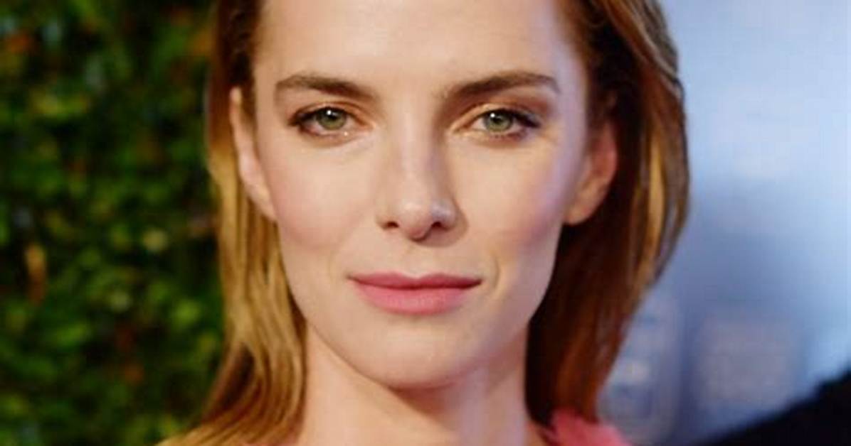 Betty Gilpin: a Star on the Rise in Hollywood