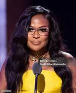 Beverly Bond
