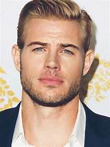 Blond Male Celebrities: a Comprehensive Guide to Famous Figures with Golden Locks